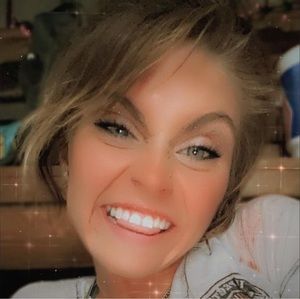 Meet your Posher, Tanisha